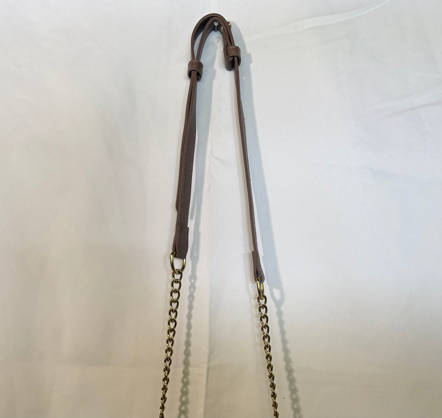 Vassana Gahon: Vintage Gold Bee